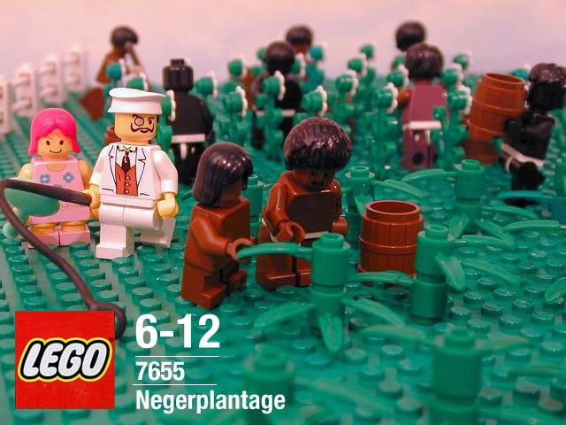 I didn't know HDL had a cross-promotion with LEGO