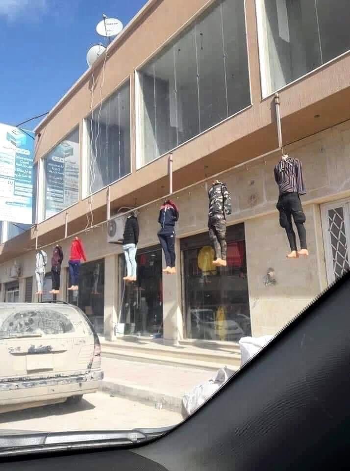 Iraqi way for showing mannequins