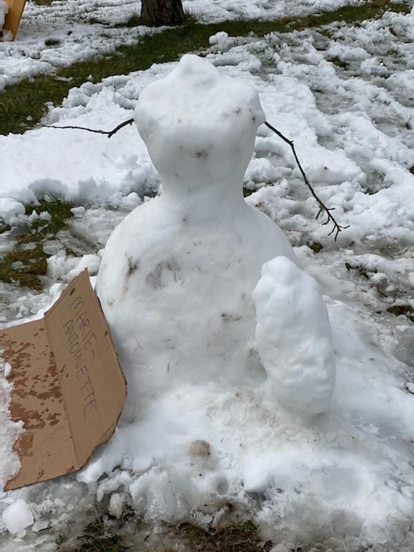 My US history teacher told us to go outside and build a historical figure in the snow. I present to you, Marie Antoinette