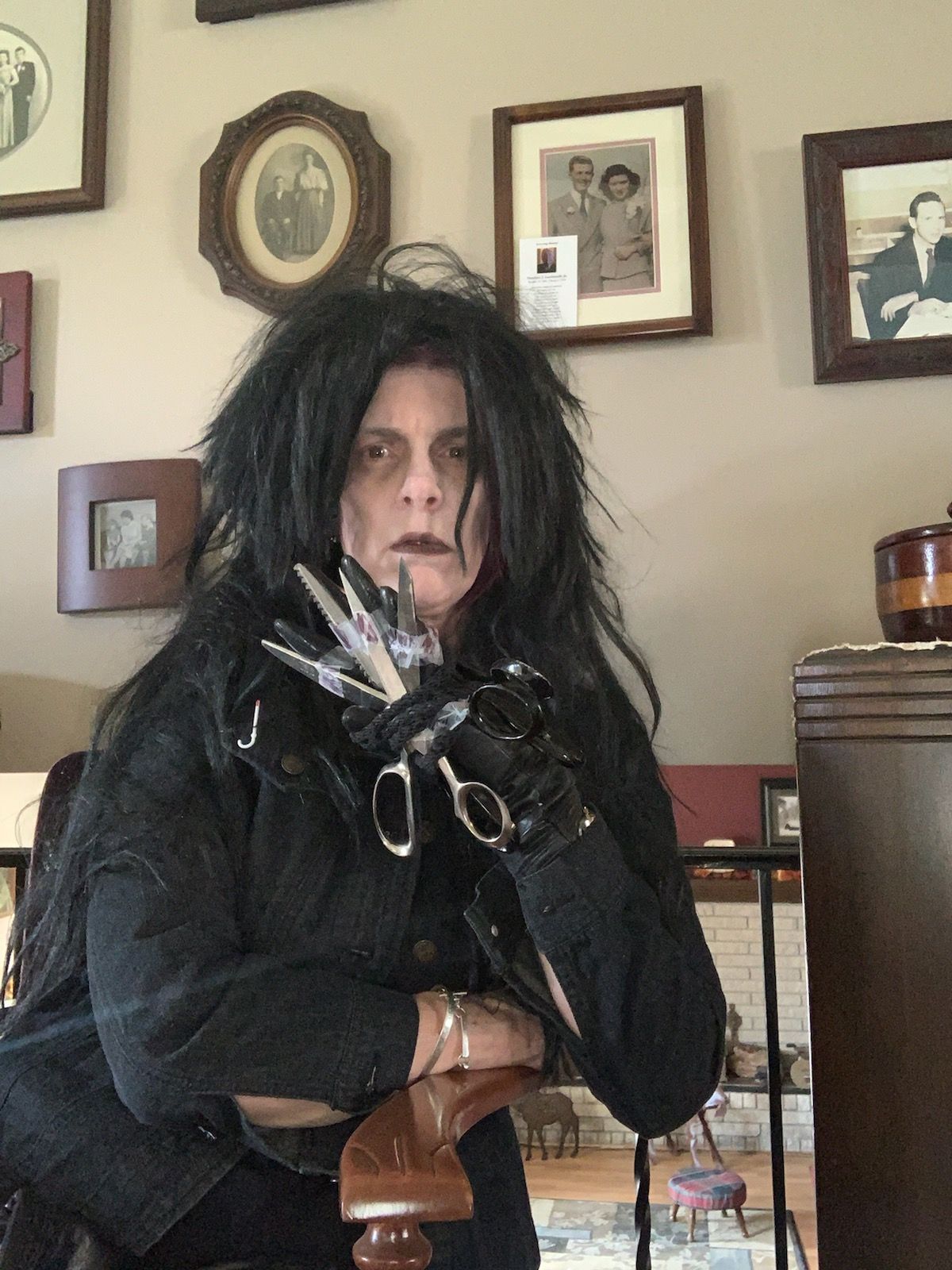 My mother has made all sorts of fun costumes to entertain herself during Quarantine. She went with Edward Scissorhands today!