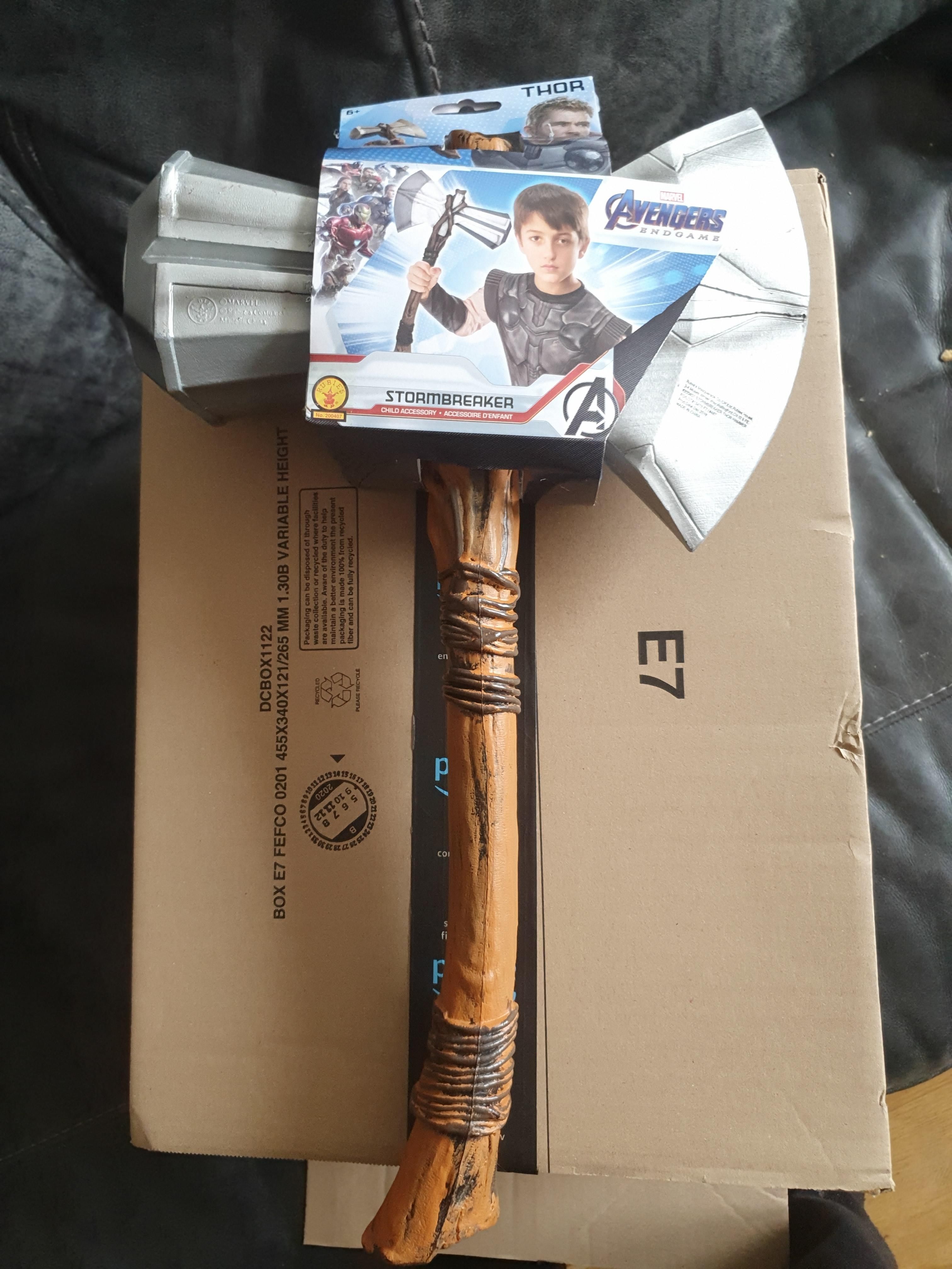 My GF ordered some ankle weights for running and somehow got sent this instead...trying to convince her to just go out running with the hammer