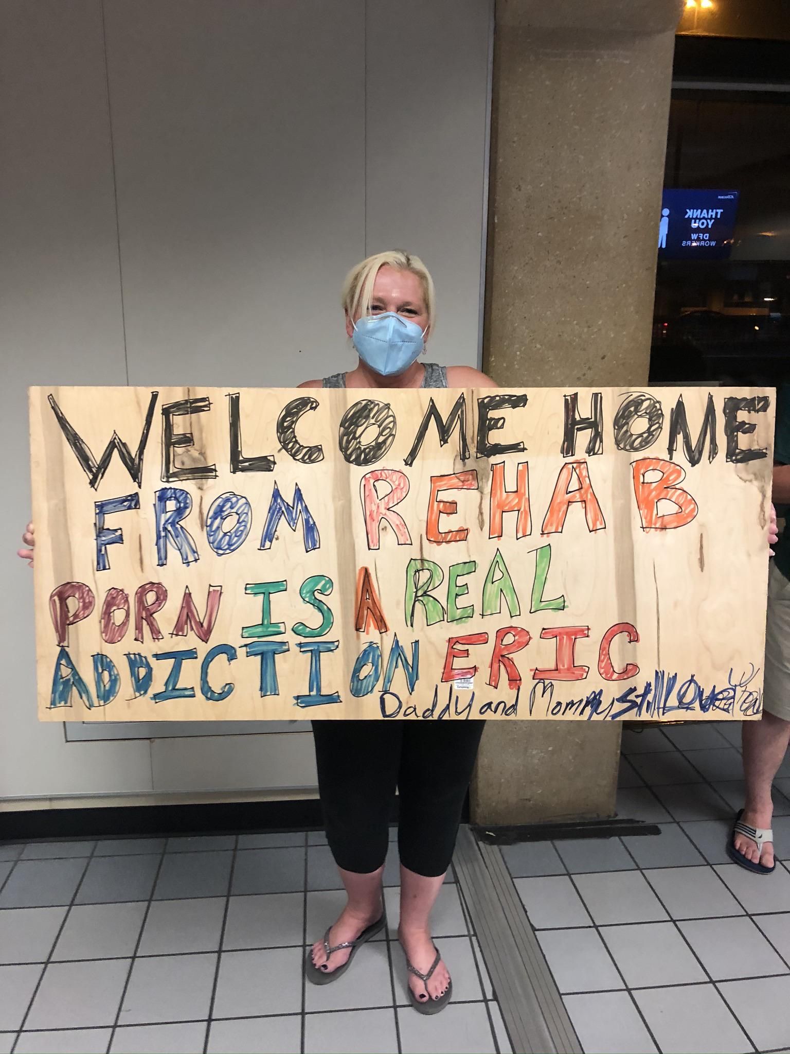 Seen at the airport tonight