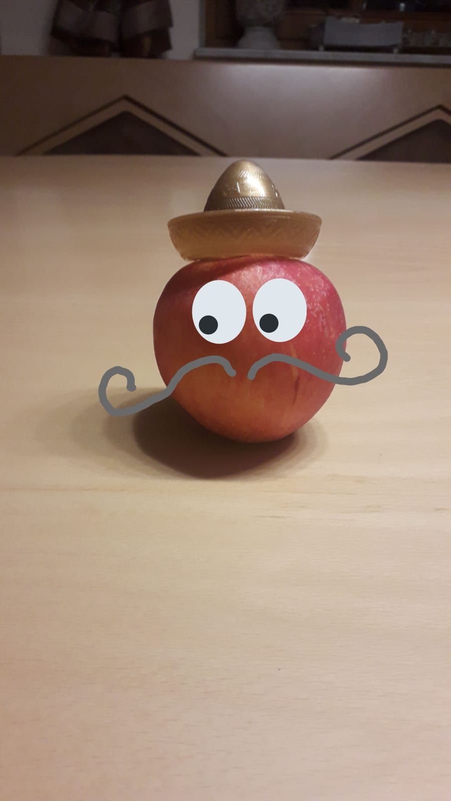 Let me introduce to you, senor manzana