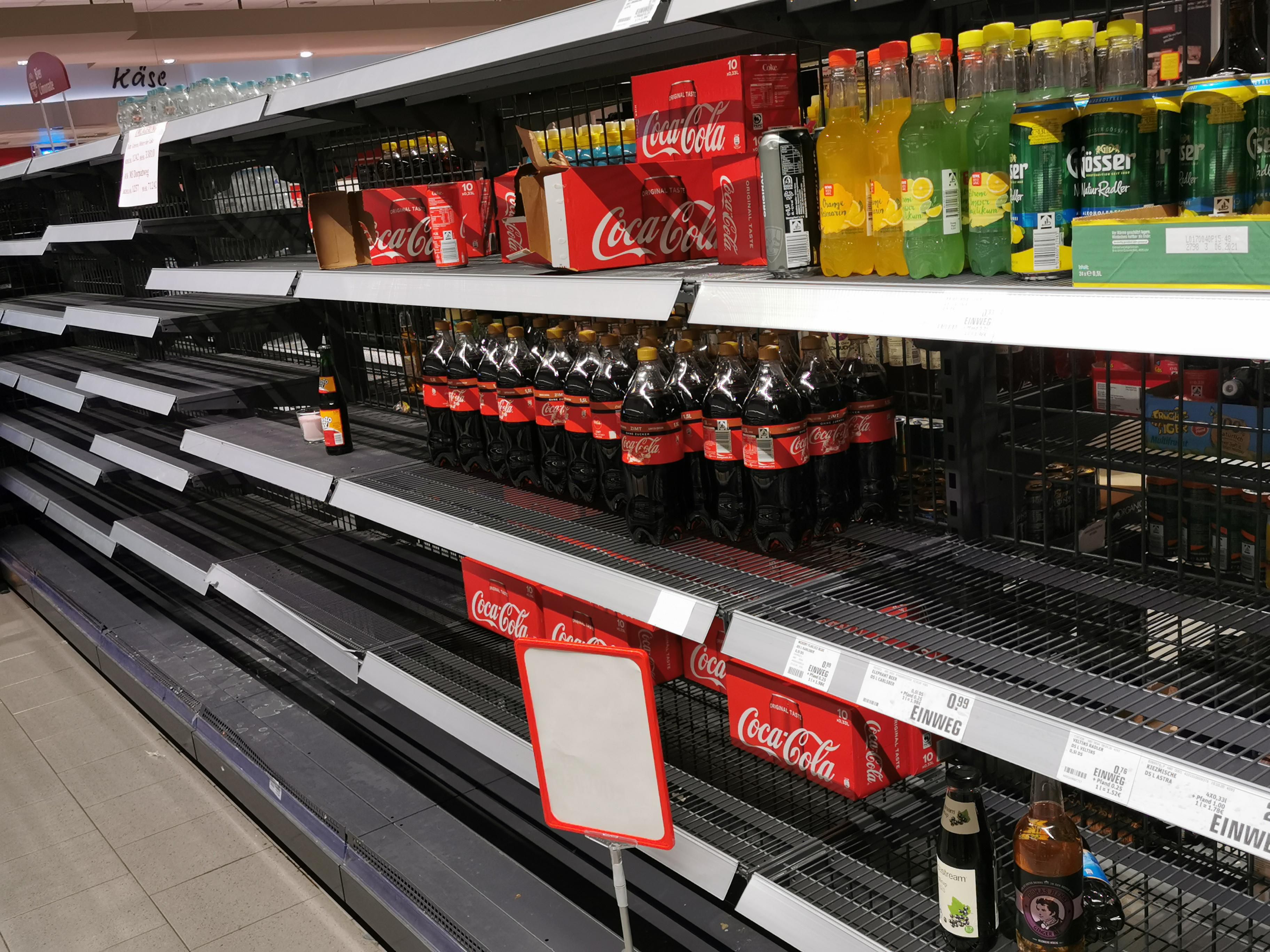 Even in times of an pandemic people still don't wanne buy Cinnamon Cola