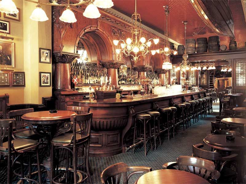 Friday Feels Bar is open! Come'on in!