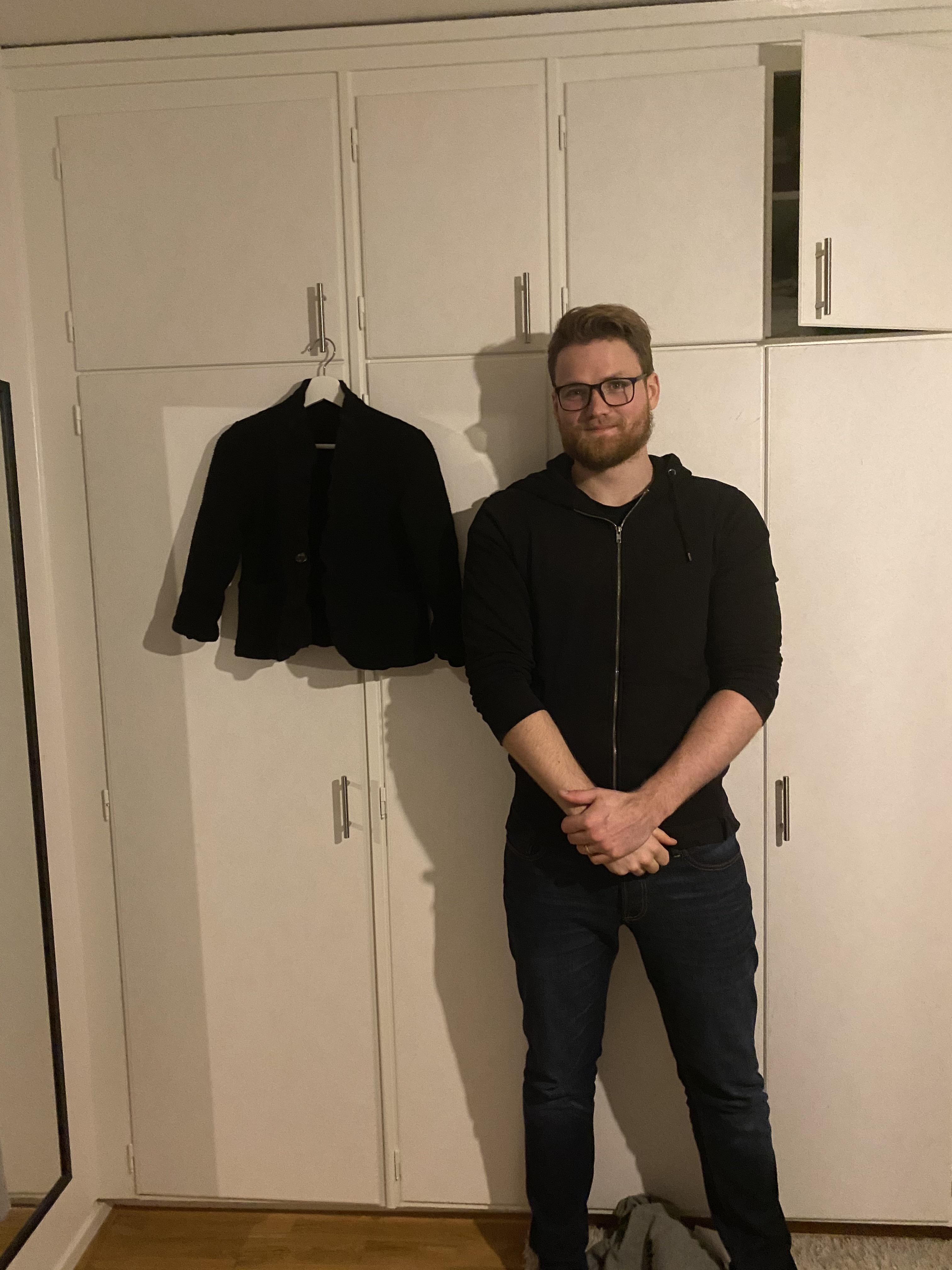 I’ve accidentally shrunk my husbands jacket. Husband for scale