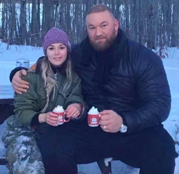 The mountain with his normal sized mug.