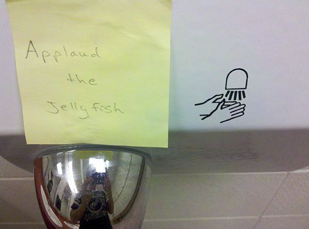 We all shall applaud the jellyfish!!