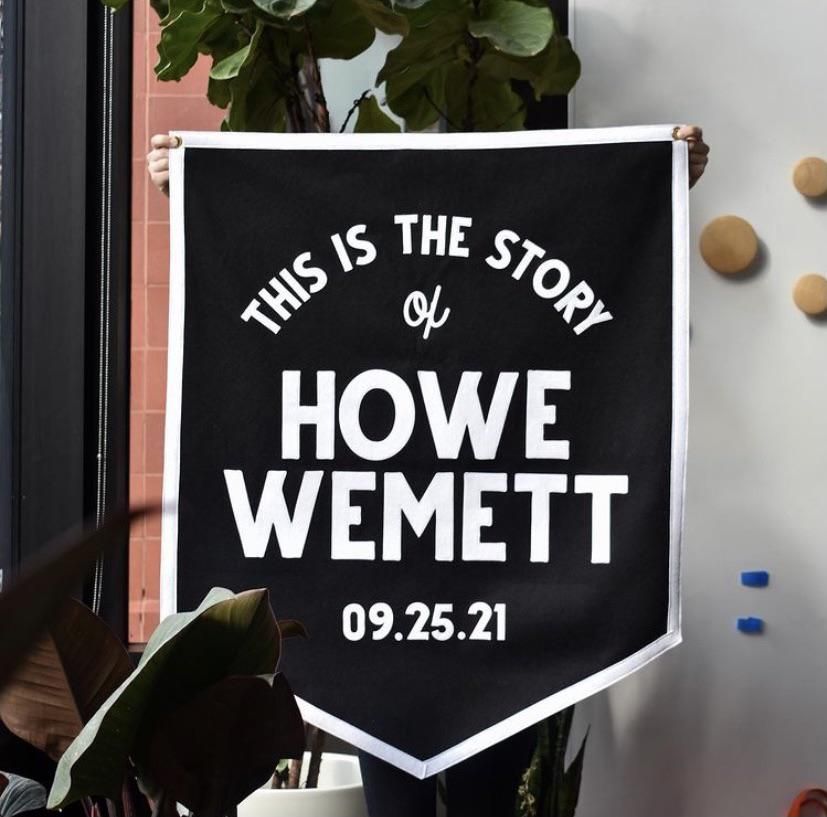 The groom’s last name is Howe. The bride’s is Wemett.