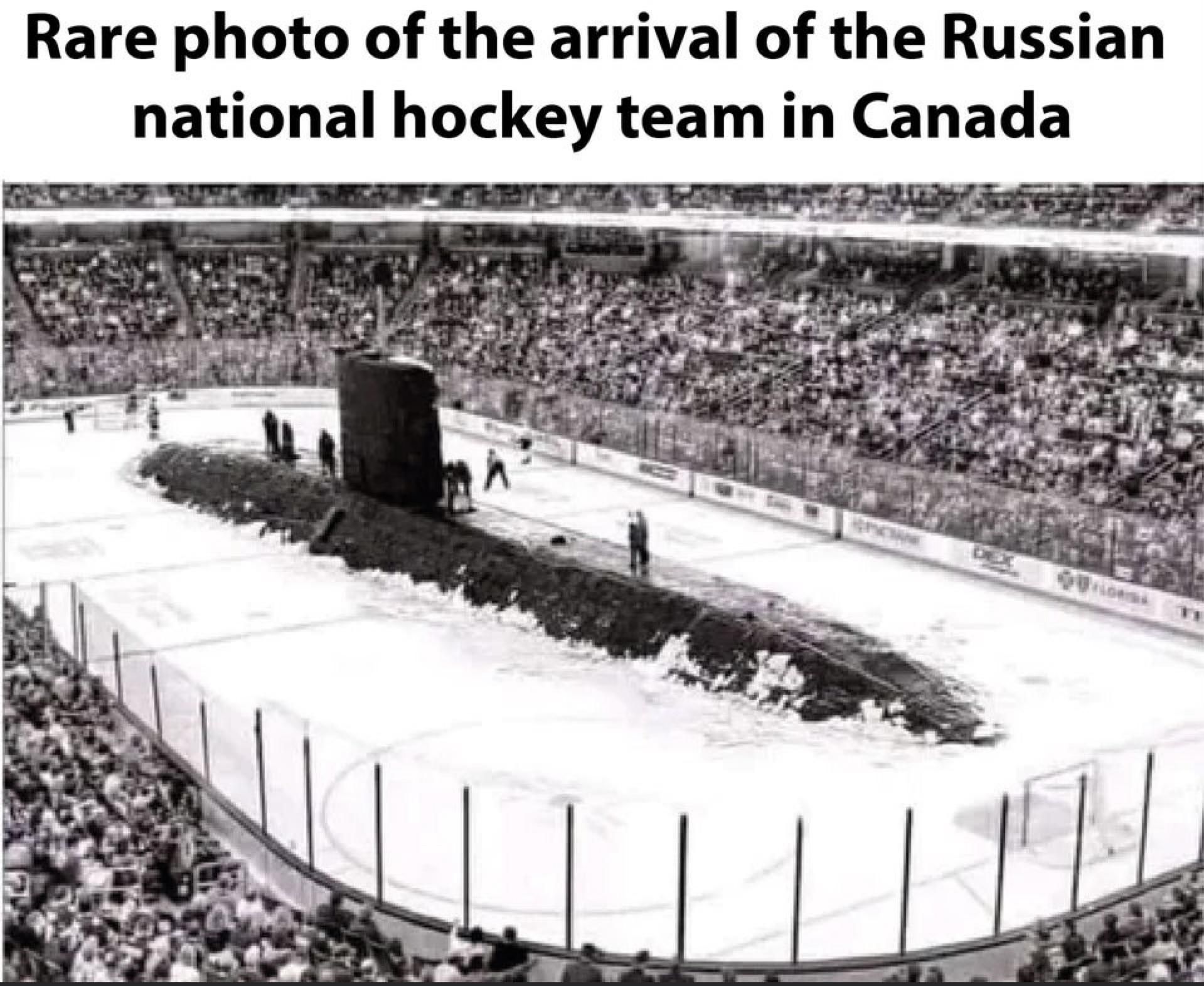 Rare photo of the arrival of the Russian national hockey team in Canada 1972