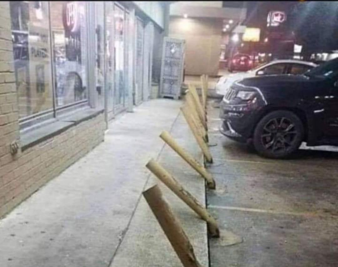 Parking in front of the hairdresser