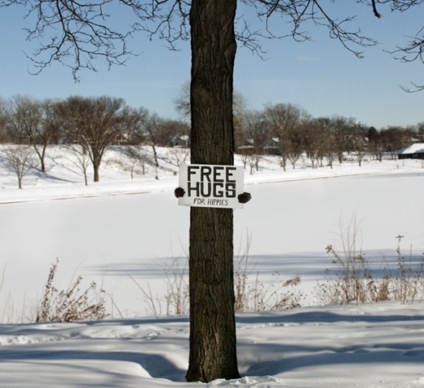 Free hugs