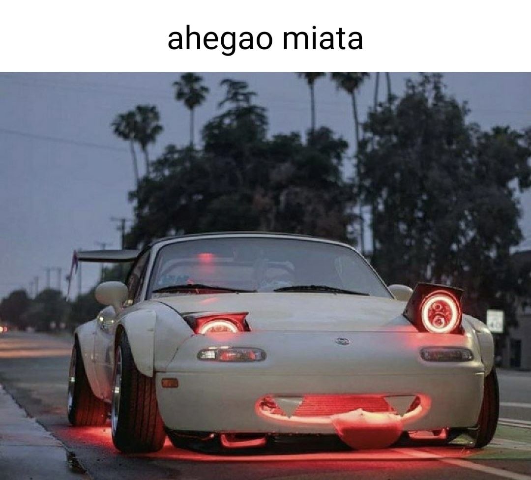 Weeb car