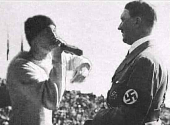 Rare photo 30th April 1945 Eminem beating Hitler in the last leg of the rap battle. That night Hitler killed himself.