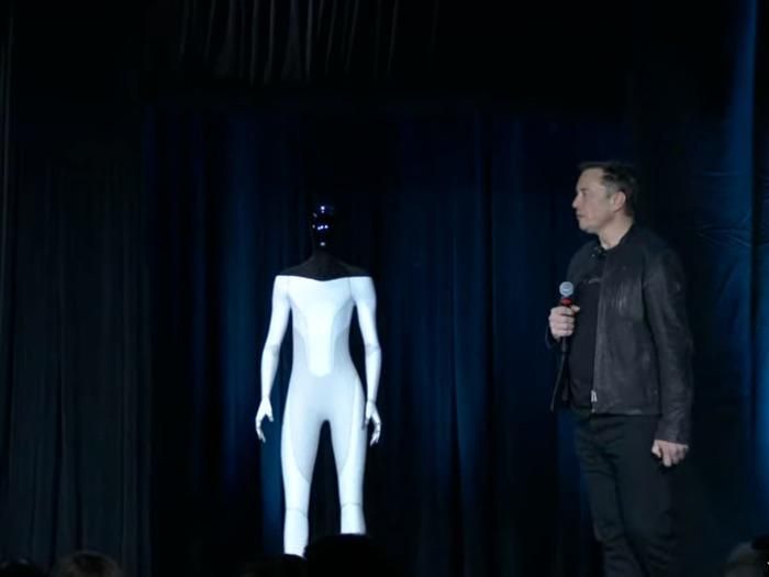 Elon Musk announces the creation of Mark Zuckerberg