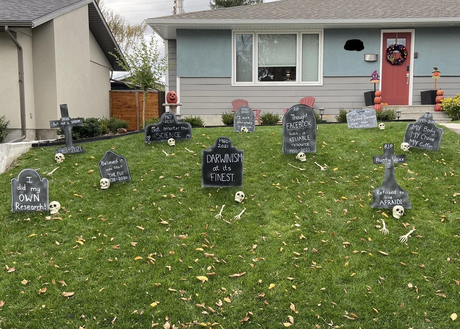My neighbour’s Halloween decor had me rolling