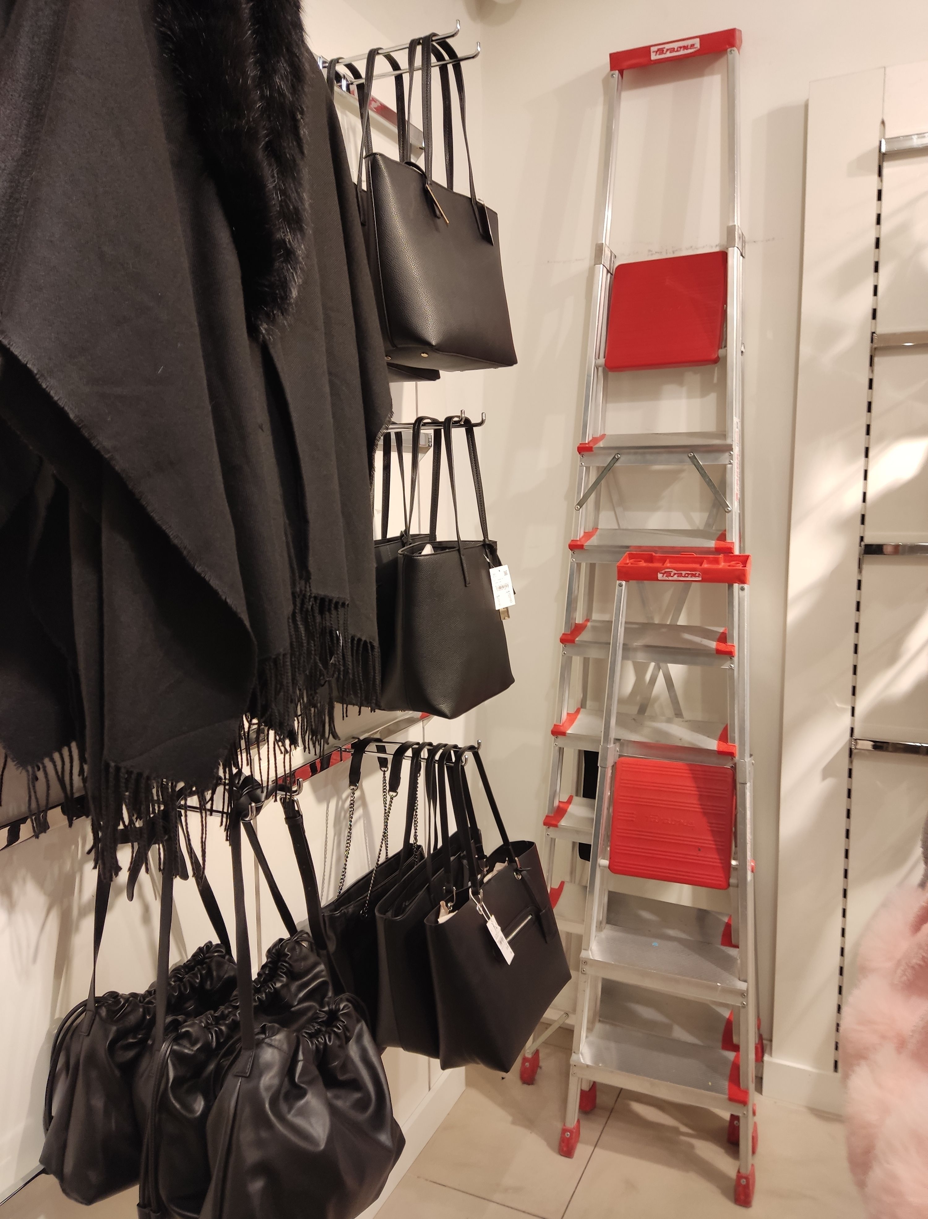 Unattended ladders. What do?