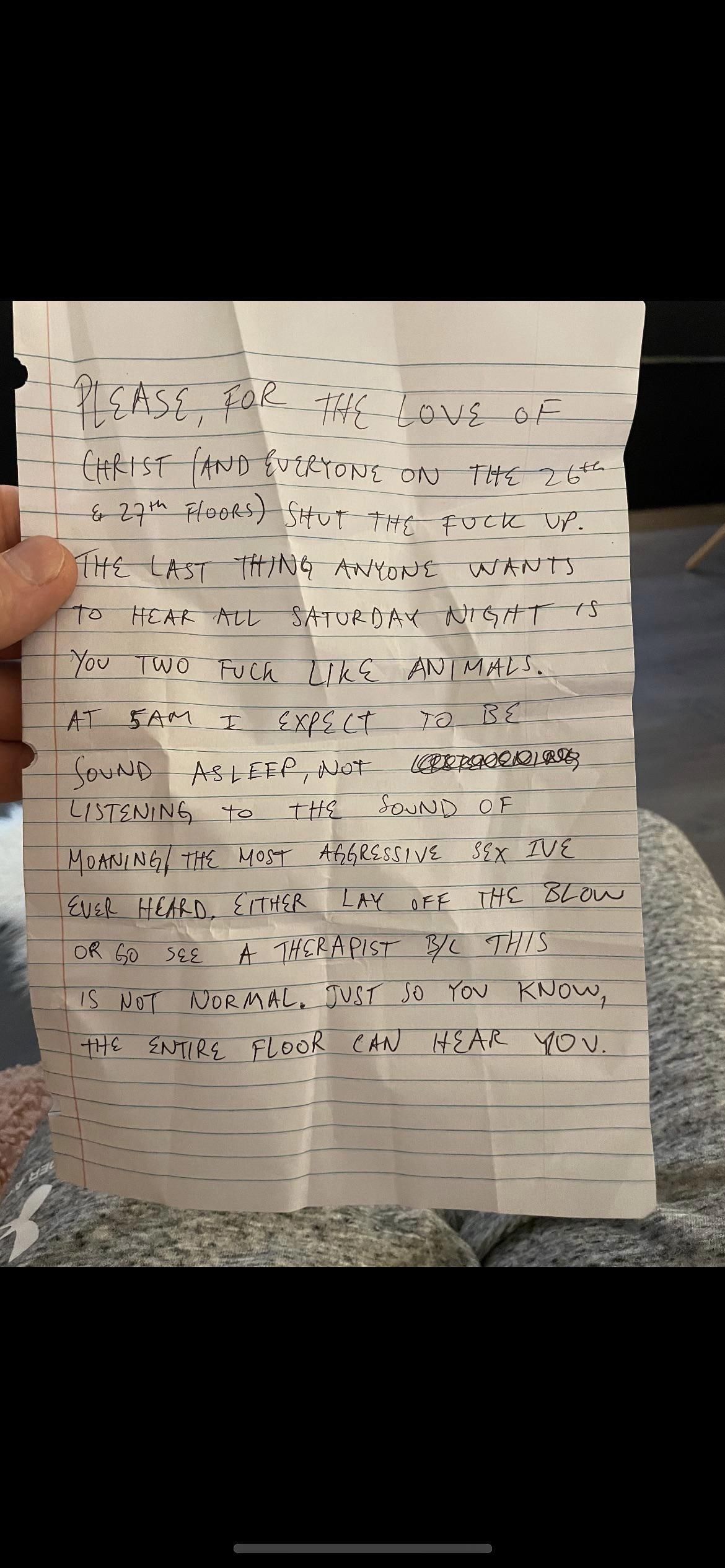 Note a neighbour left on this tinder chick’s door I was hanging out with
