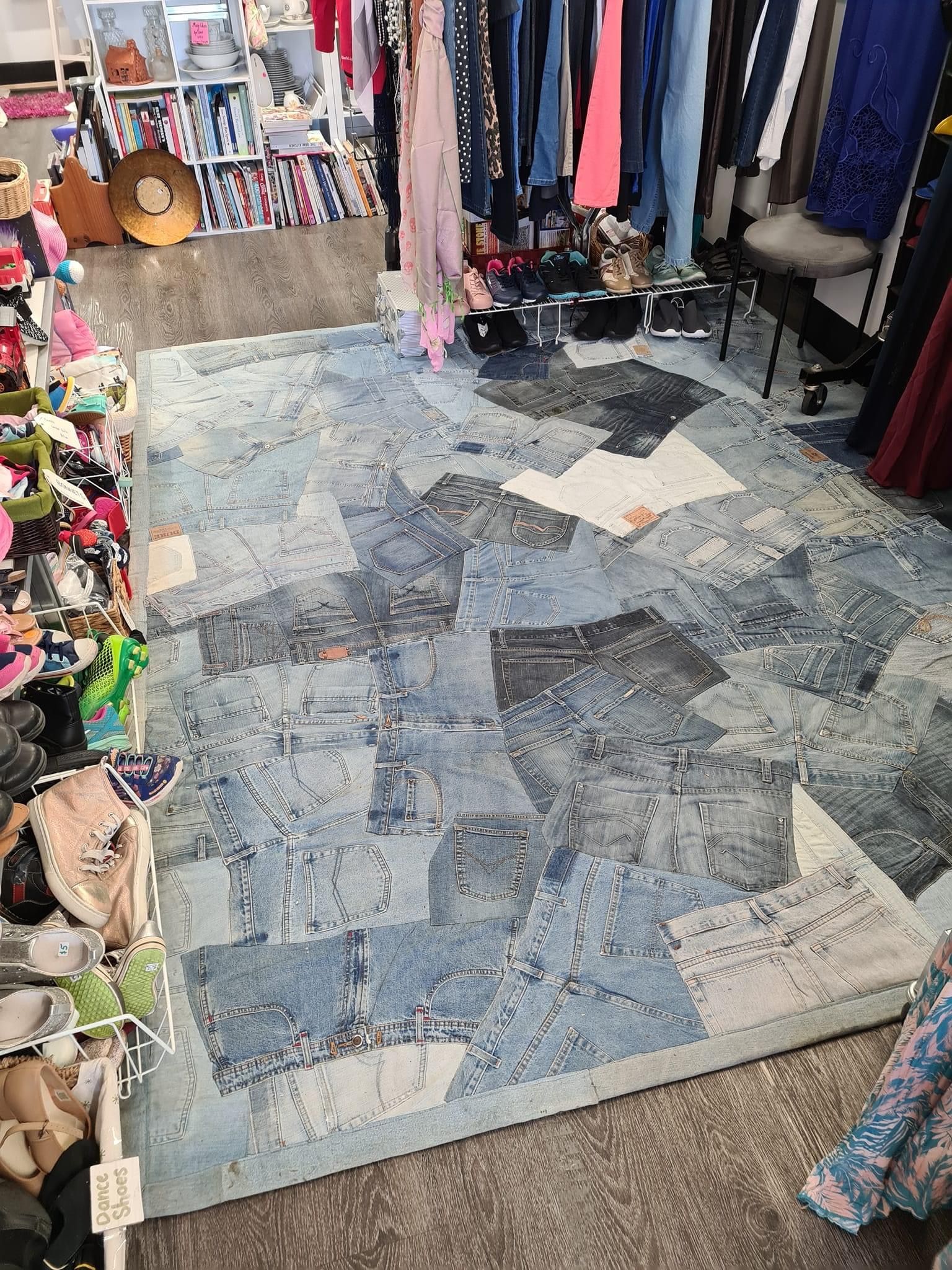 Wipe your feet before stepping on the jarpet