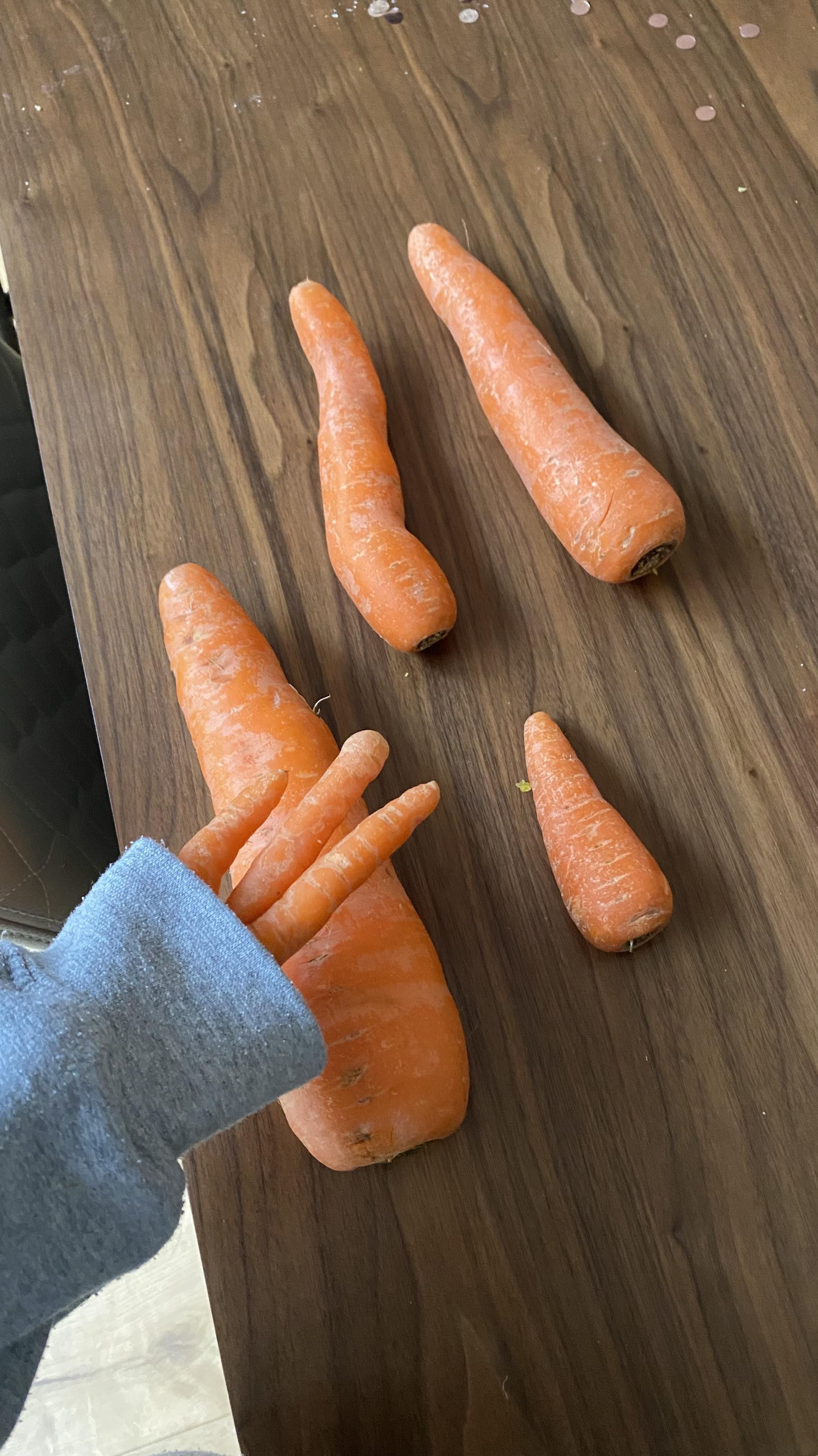 My carrot had 3 thingys in instead of one. Take my stronggg hand..