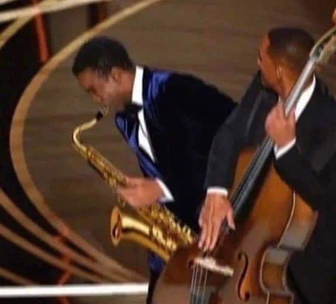 Charlie Parker and Charles Mingus take the stage together - 1945 -