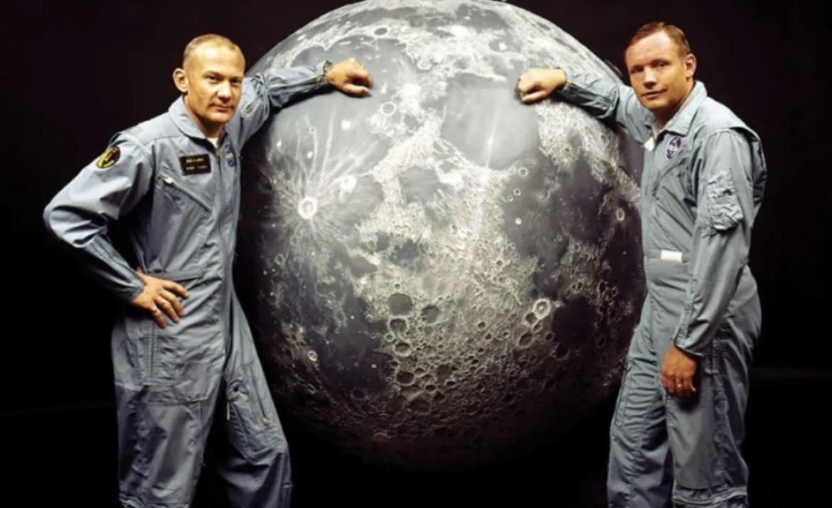 Neil Armstrong and Buzz Aldrin disappointed by the Moon's size when they land,