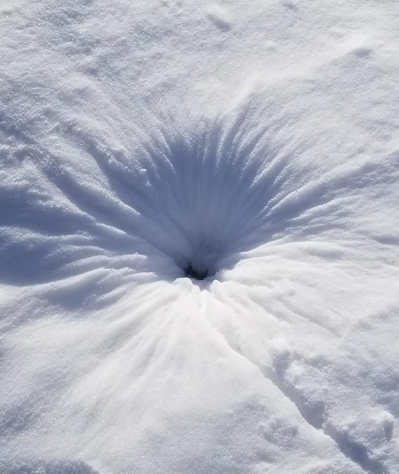 I found Earth's butthole in wintertime.