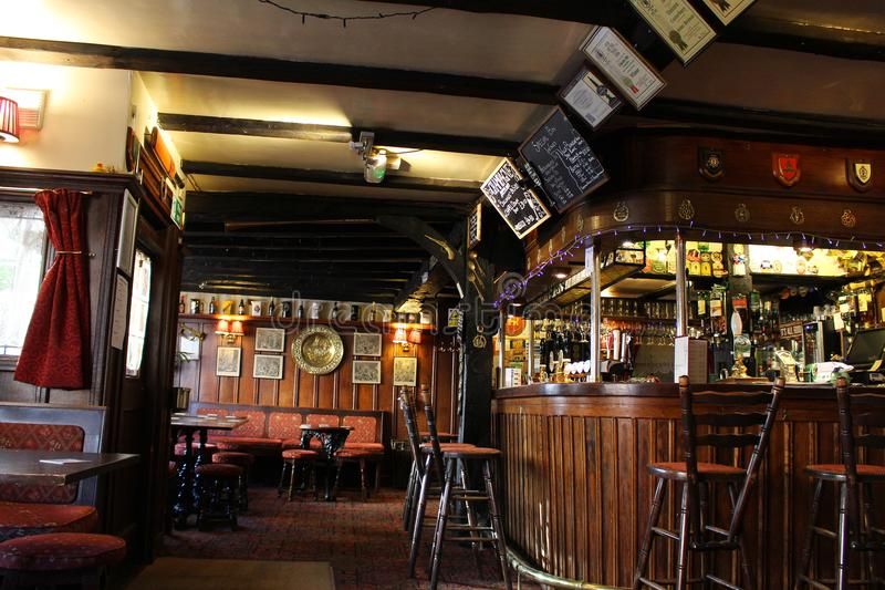 Friday Feels Bar is open Comrades! Come'on in!