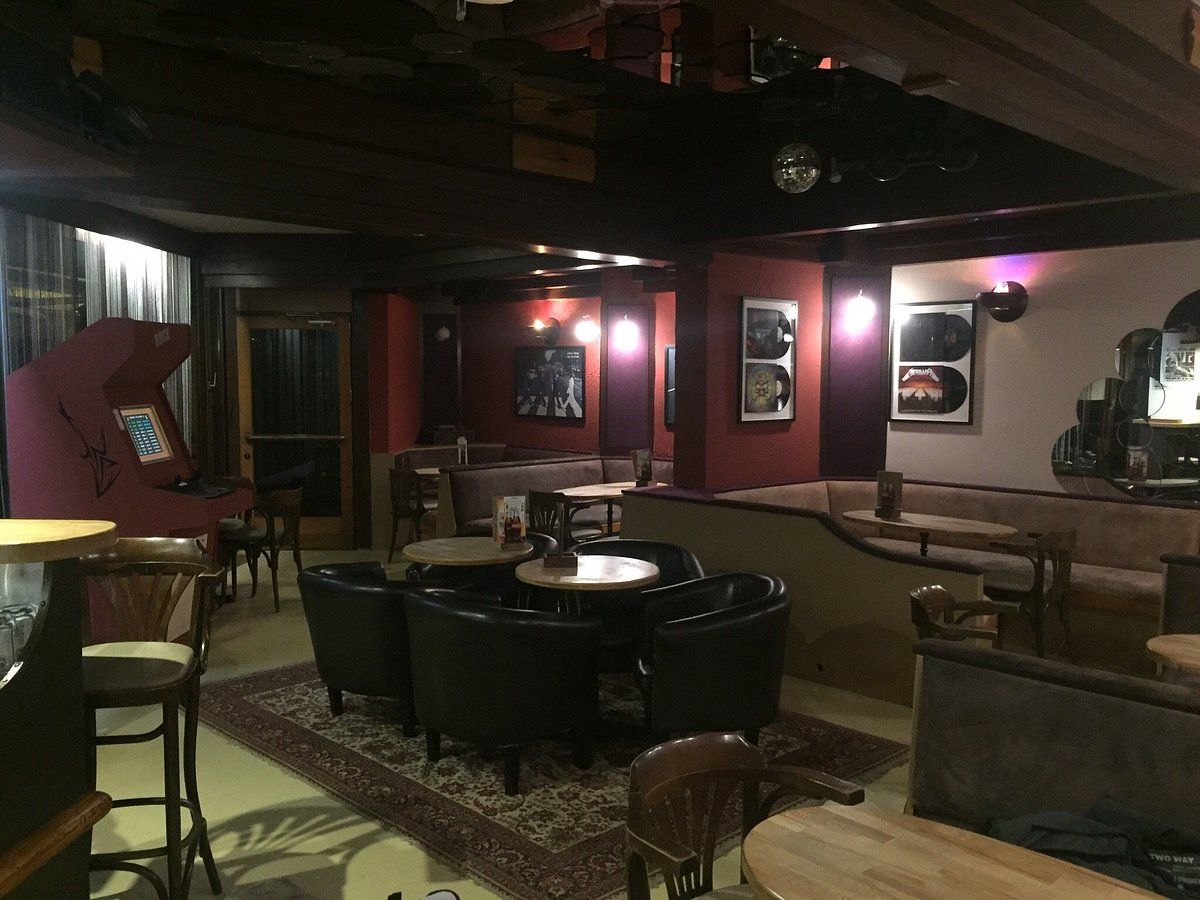 Friday Feels Bar is open! Come on in and rest for awhile.