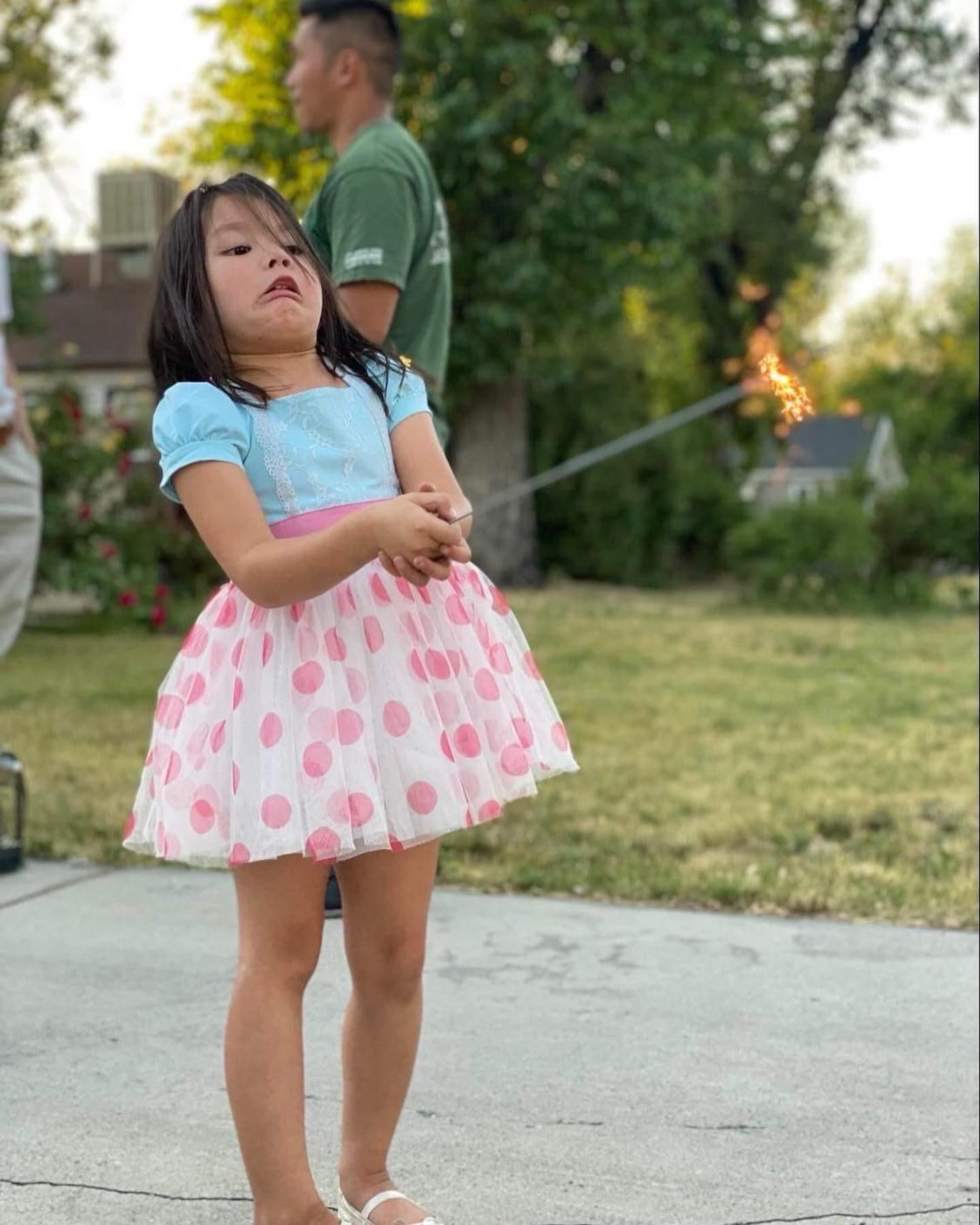 My niece’s first experience with a sparkler