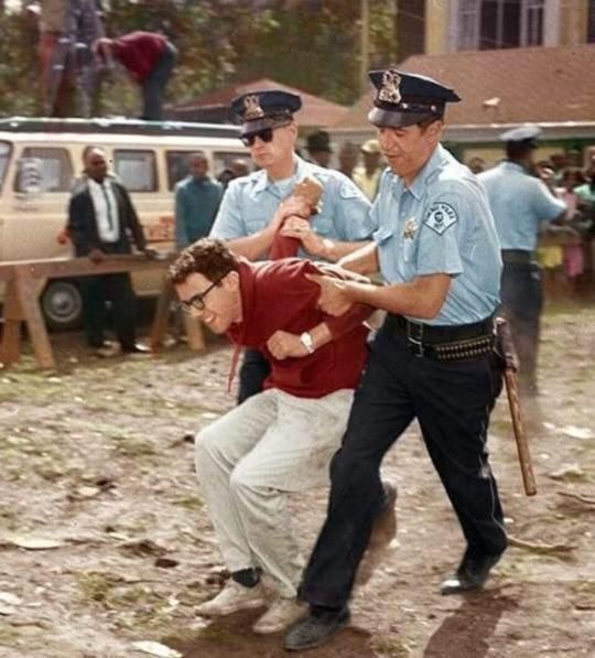 The rapper Logic being arrested after saying the N-word without an N-word pass 2017 colorized