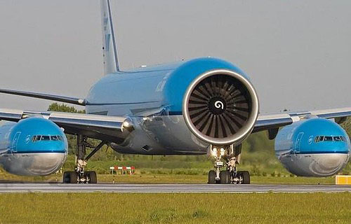 Plane face-swap