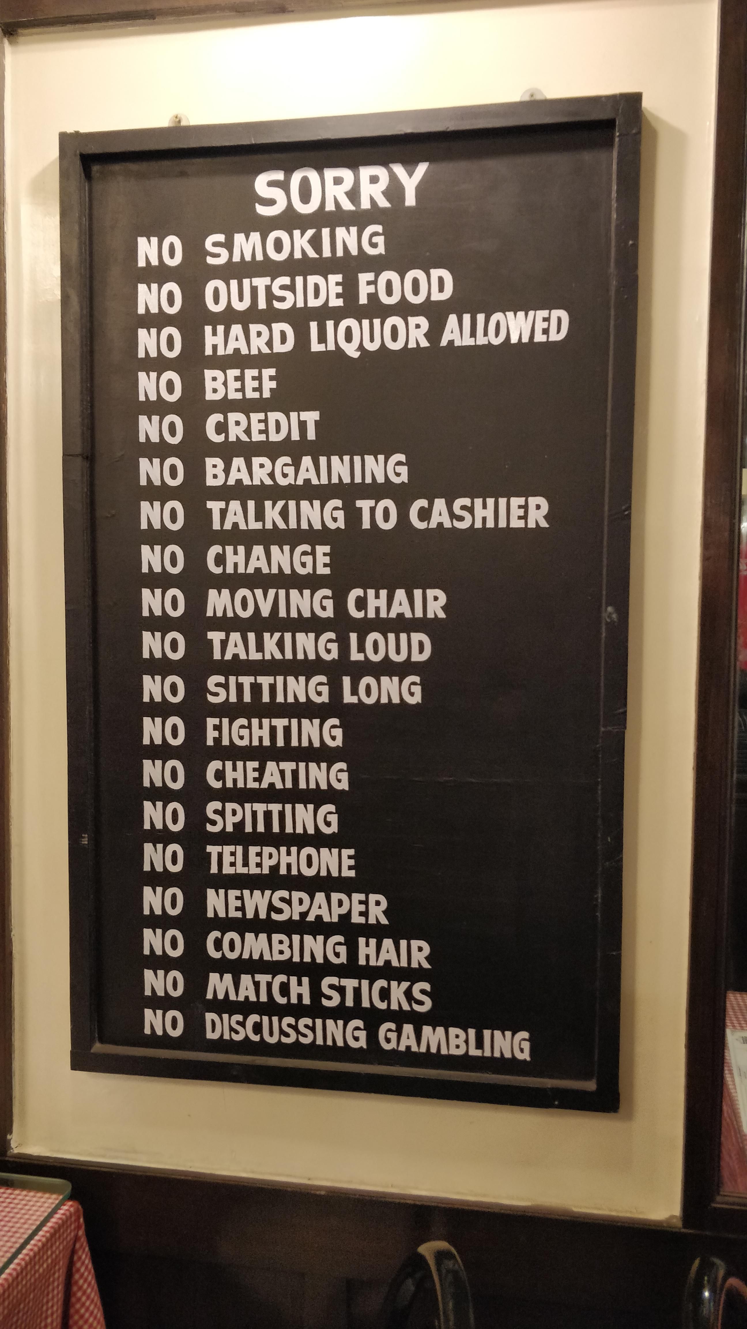 This list of rules at a café
