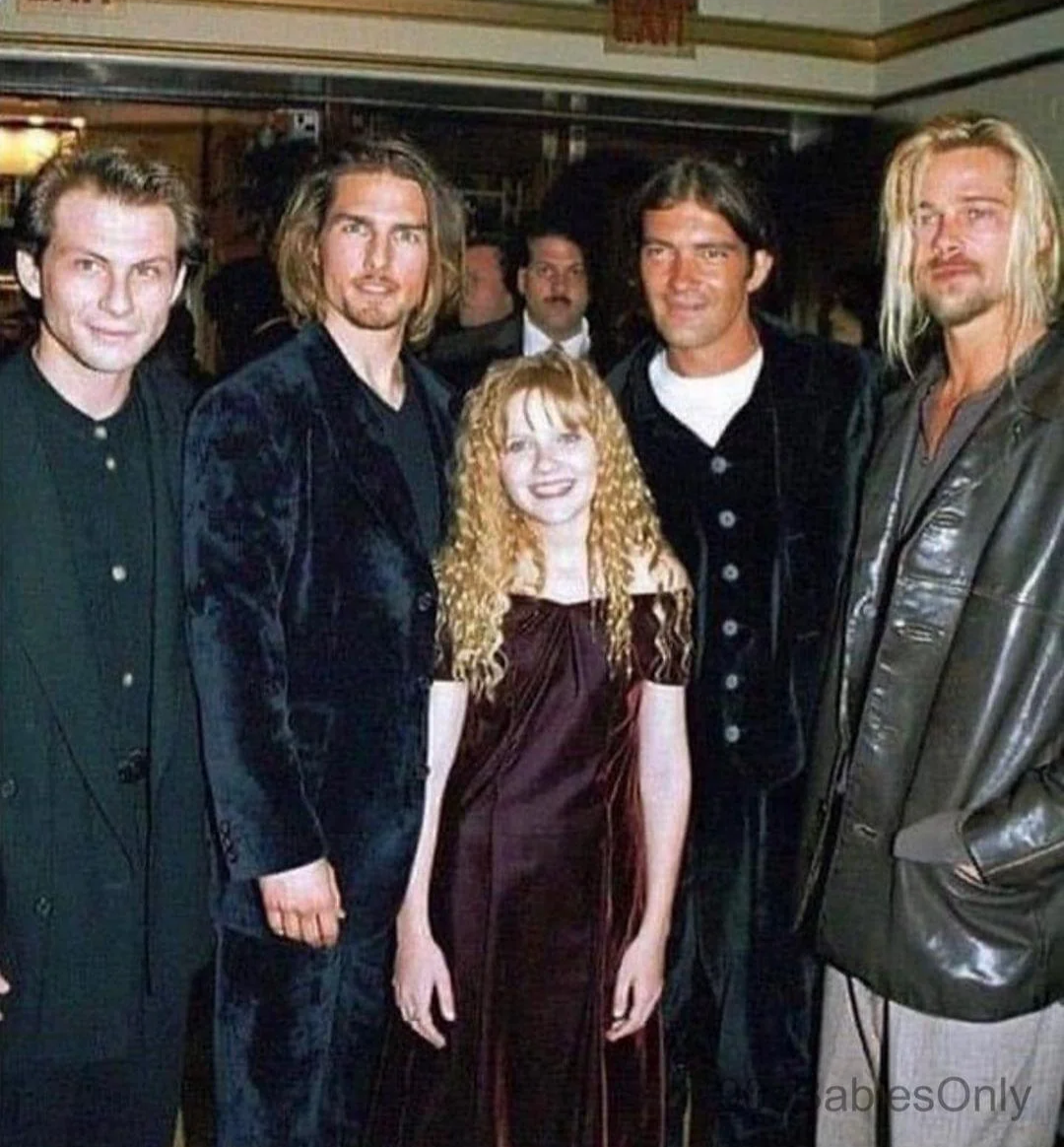 A young and unknown Taylor Swift meets the band Nickelback.