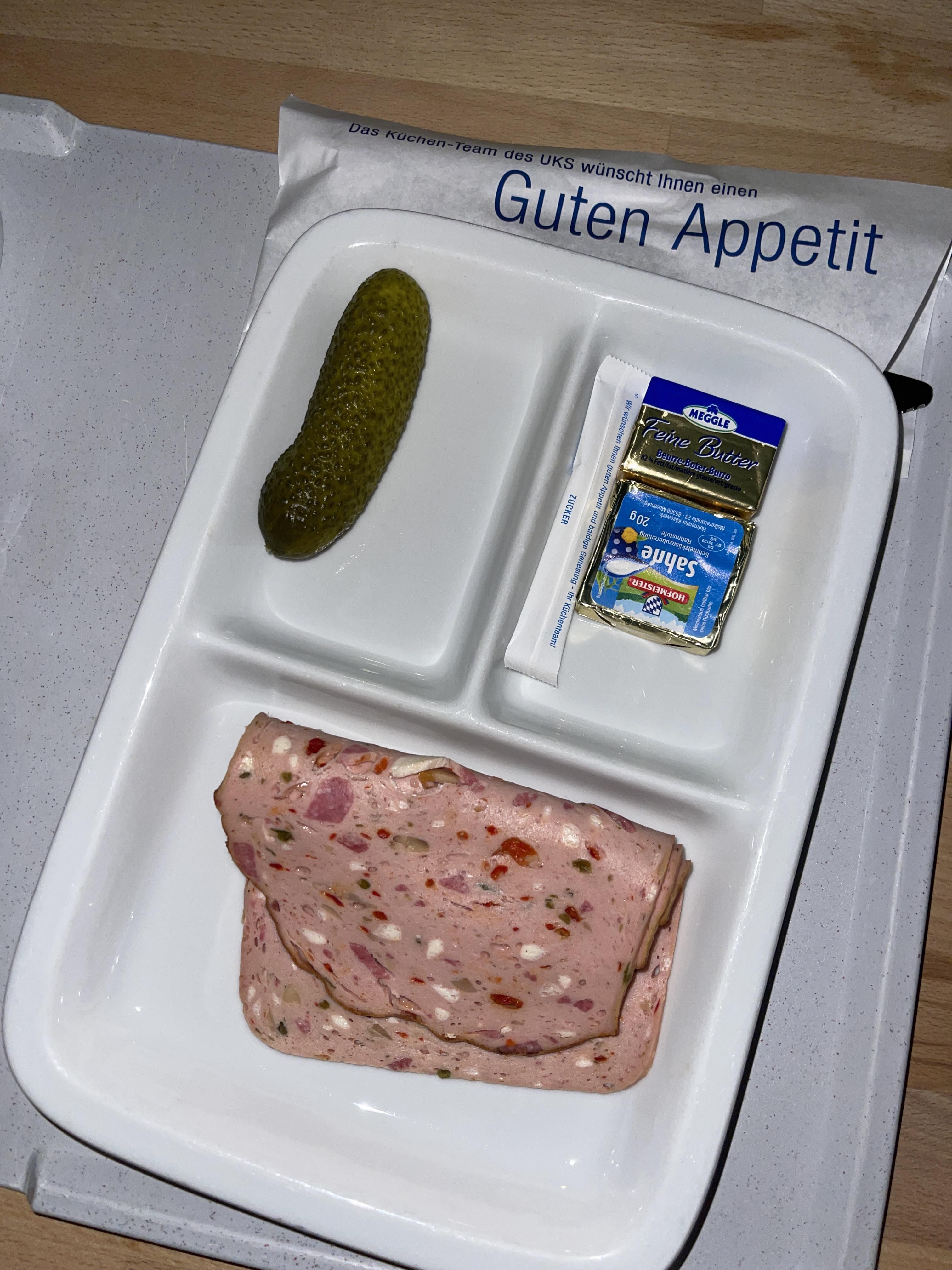 My wife recently delivered in a German Hospital and was looking forward to her first meal… the meal.