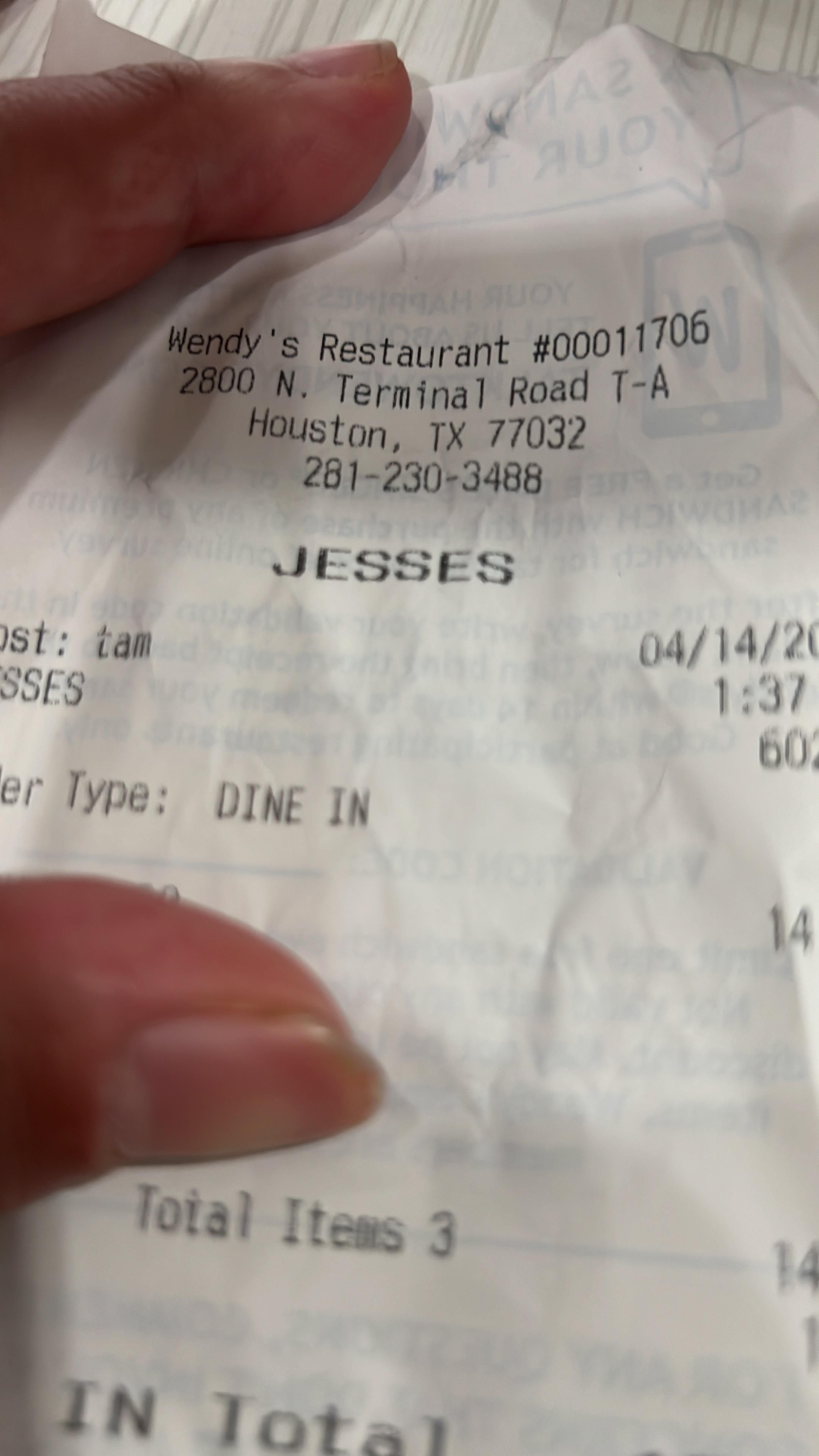 Cashier at Wendy’s refused to believer’s my name was Jesus and did this