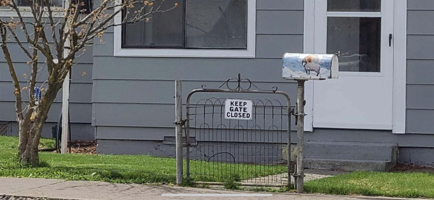Keep gate closed