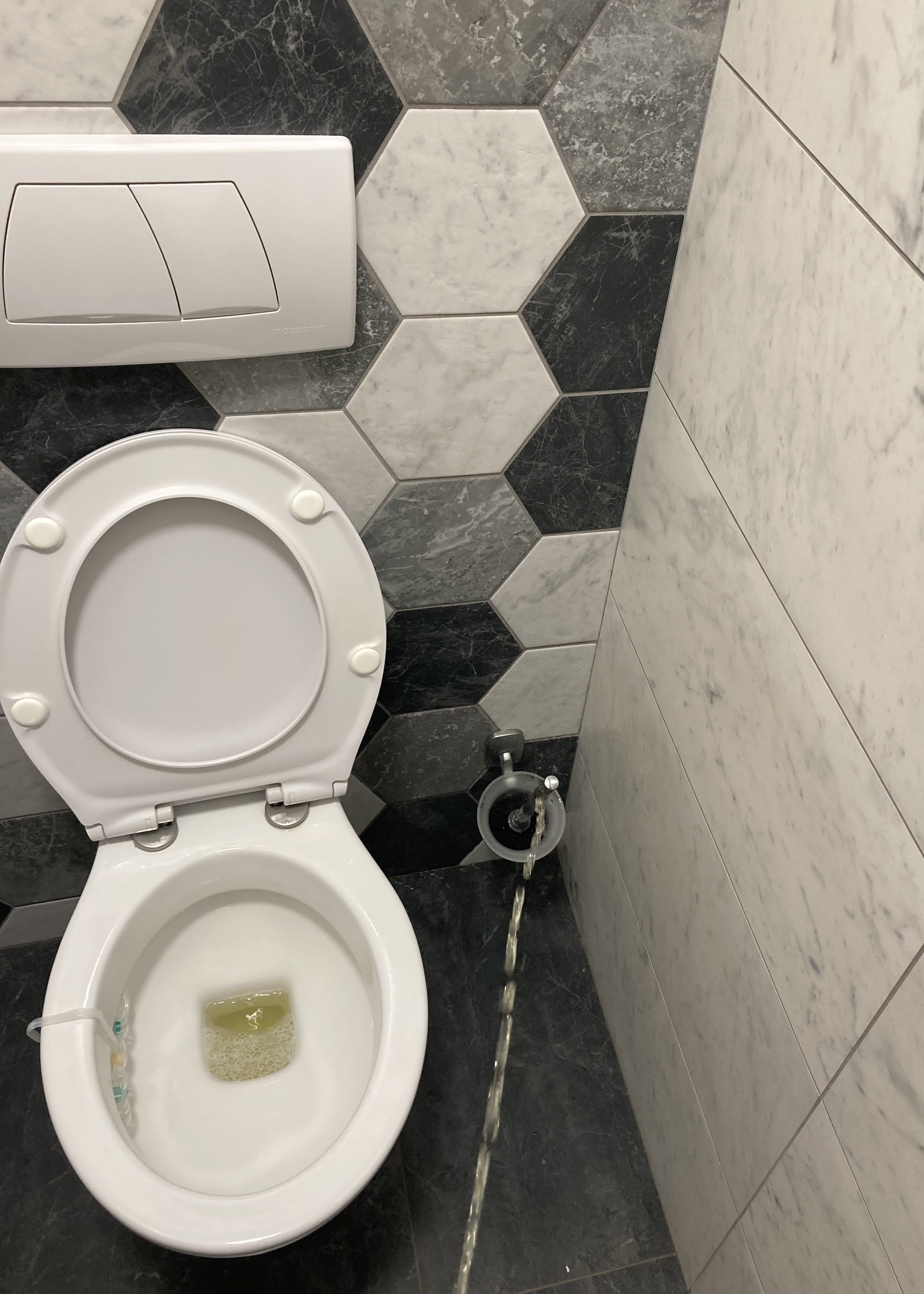 This is how i piss knowing Slov_ is still out there