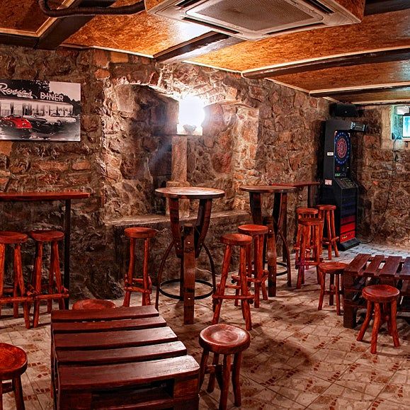 Friday Feels Bar is open! Come on in and rest for awhile.