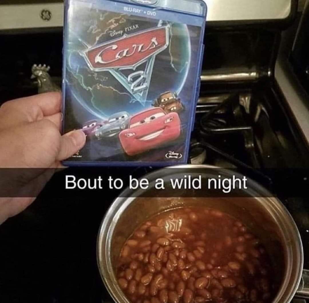 This niBBa eating beans!!!!