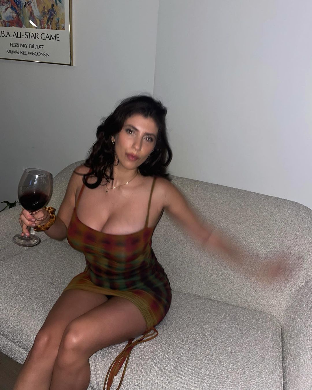 Come sit with the latina wine mommy