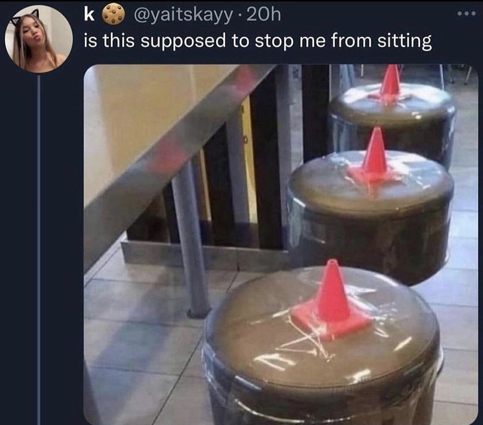found comfys chair brehs