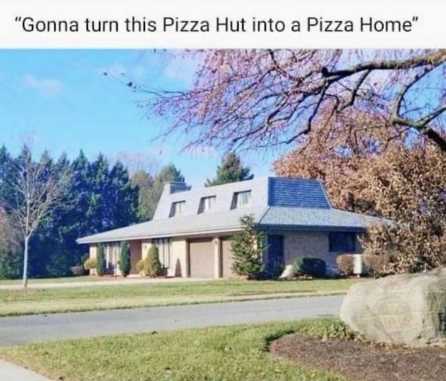 pizza hut where i live never looked like this