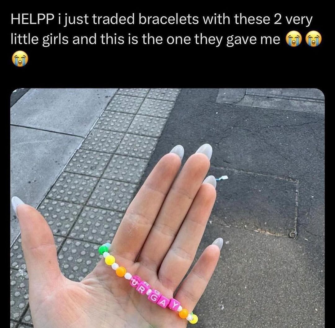 Hugelol bracelet