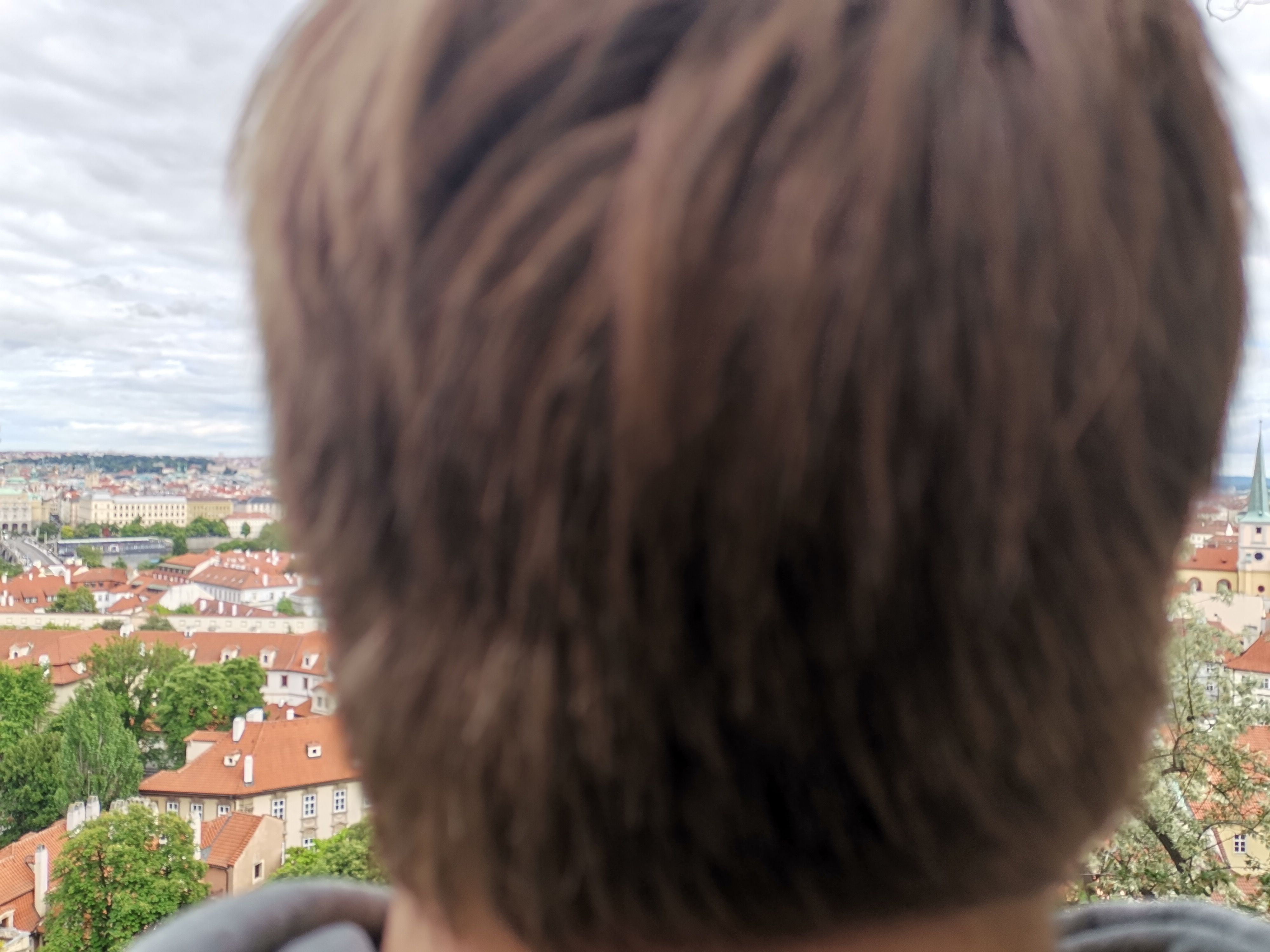 Back of my friends head in pragposting