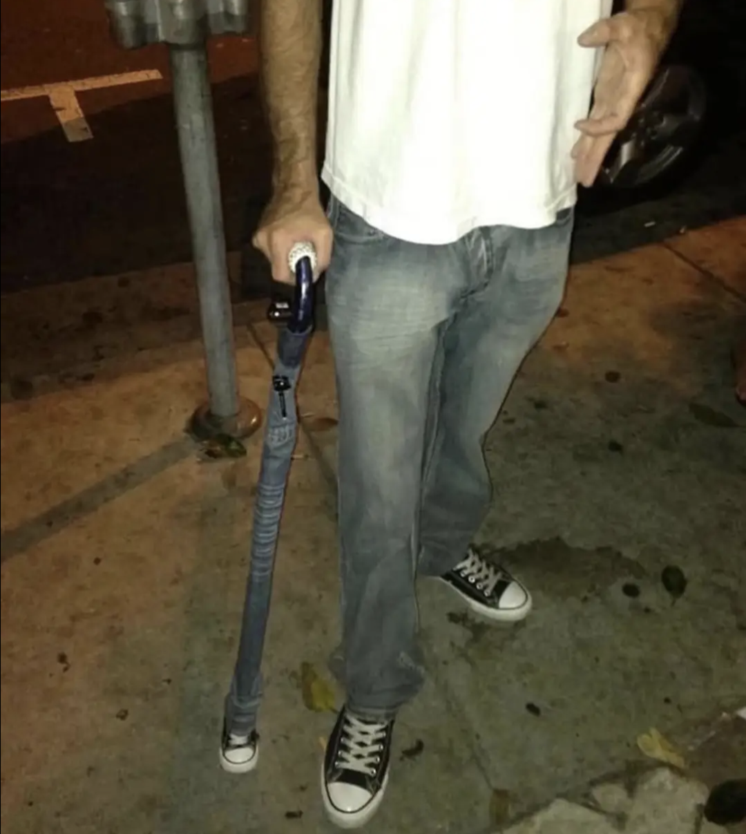 Me to girl on tinder: "wanna see my third leg?" Also me: