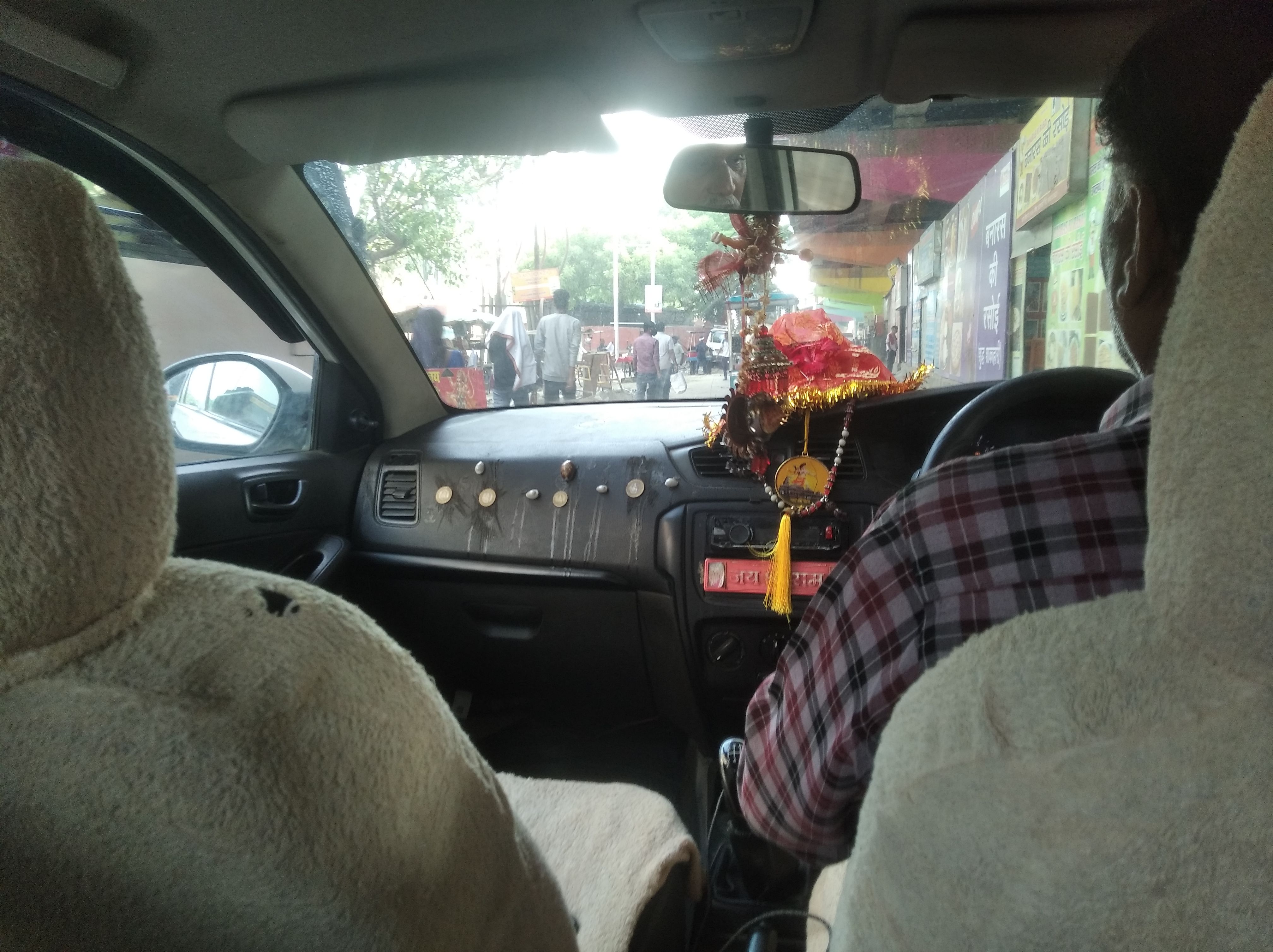 car (INDIA SHITPOSTING)