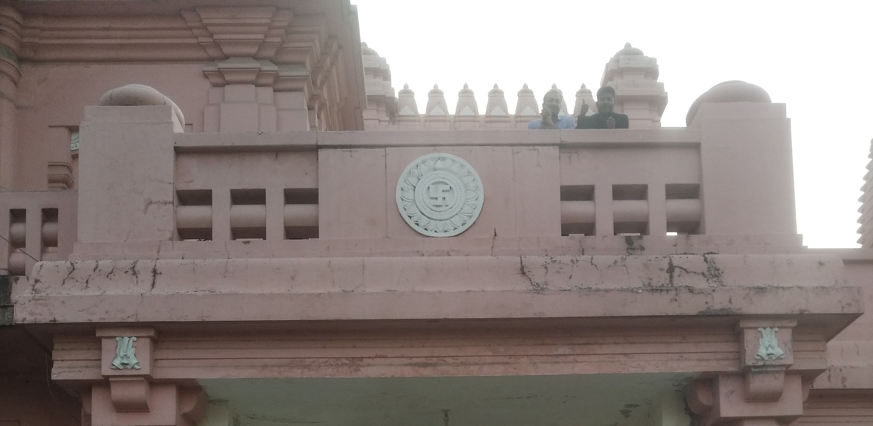 INDIA SHITPOSTING