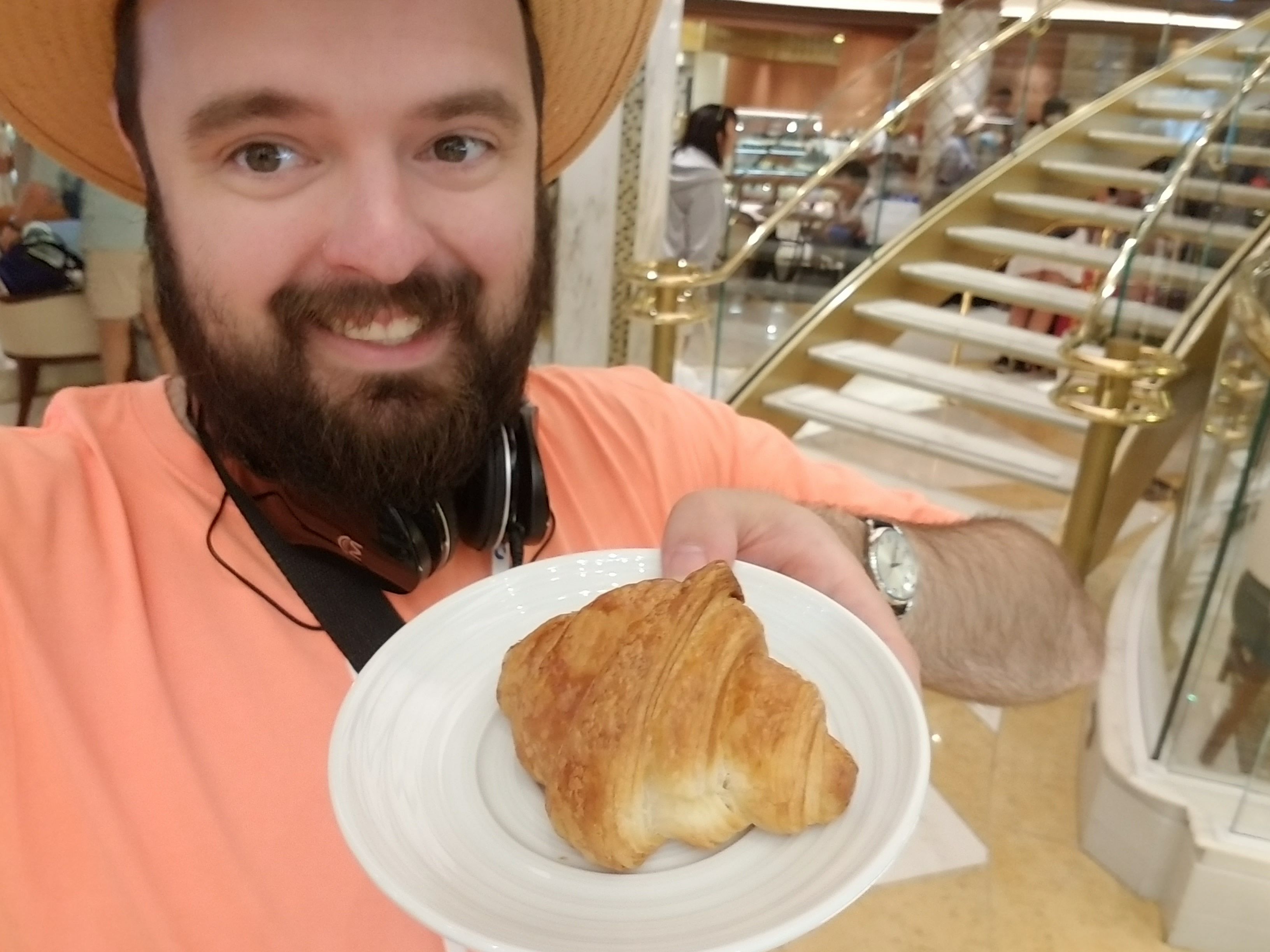 One last crOIsANt