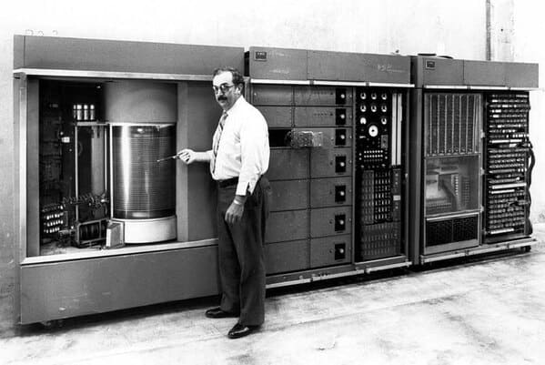 1mb IBM 305 RAMAC